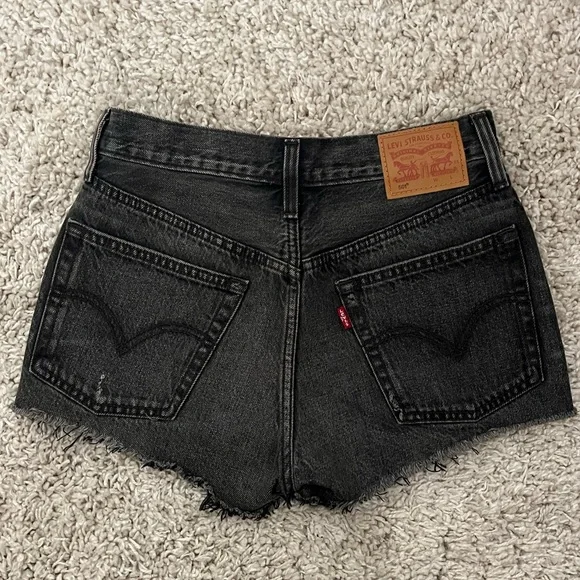 Levi’s 501 Denim Shorts - Picture 3 of 4